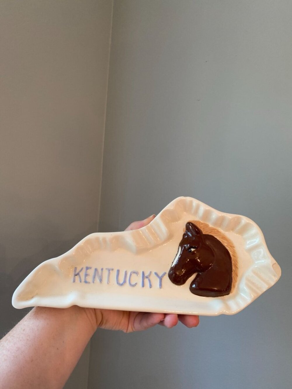 Kentucky Shaped Ceramic Dish With Horse Design - Vintage Souvenir Tray
